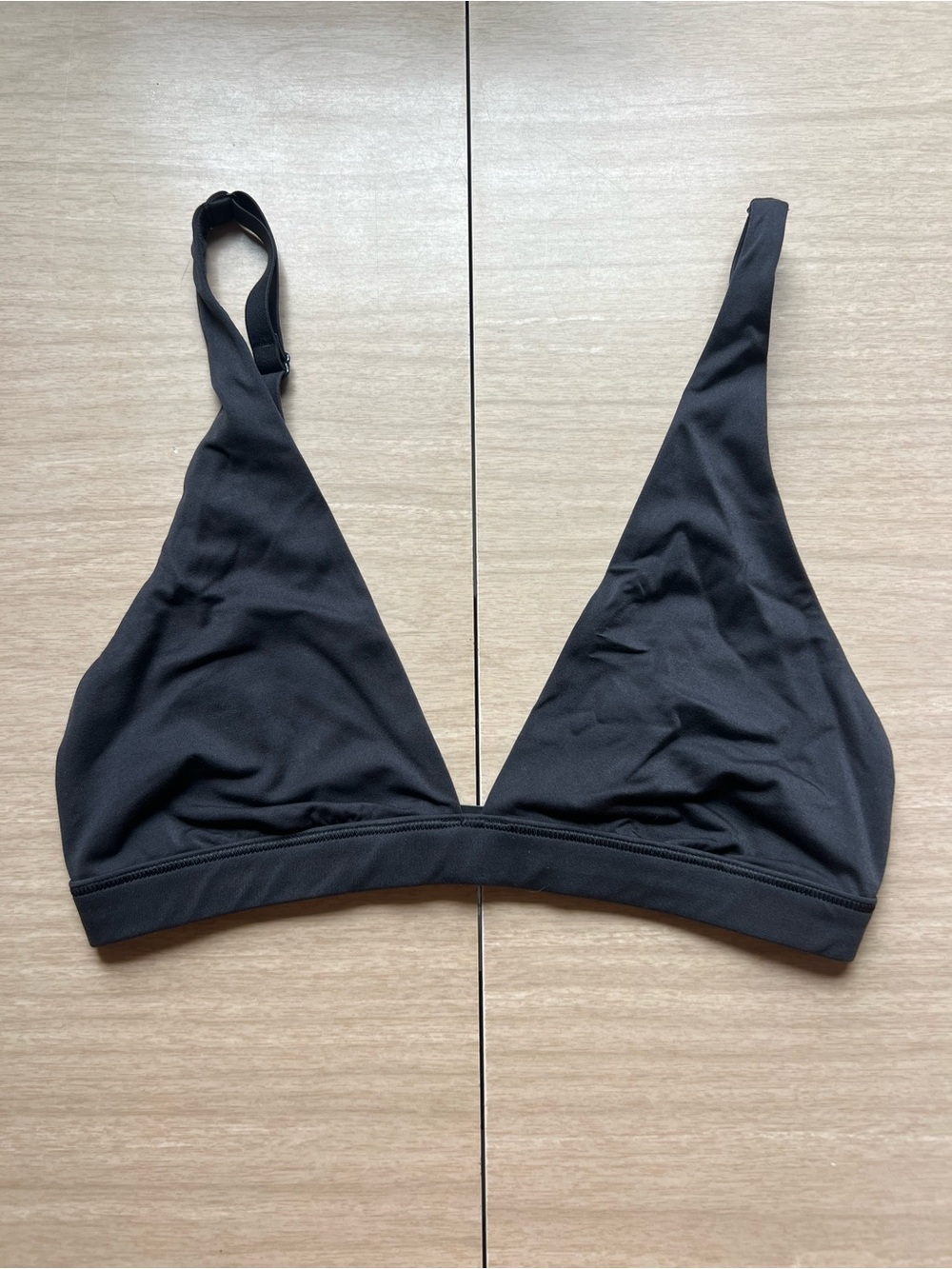 Lululemon Women’s Black Triangle Bikini Top Size 2